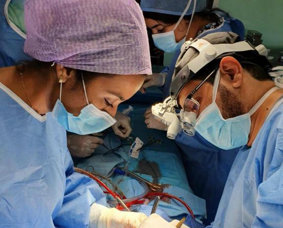 عمليات القلب المفتوح والقسطرة