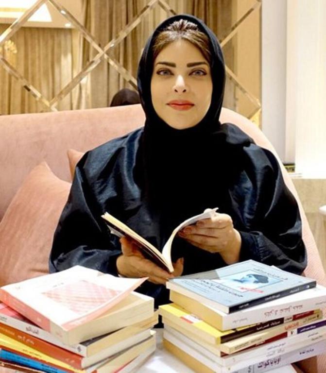 الدكتورة زينب الخضيري