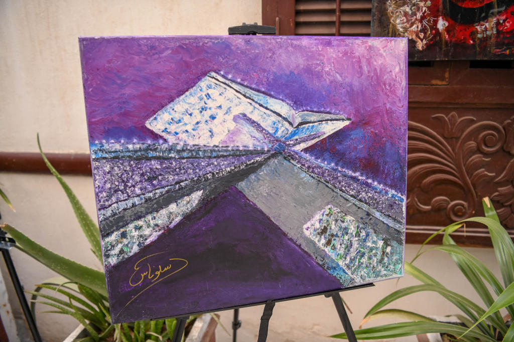 الرسالة الفنية للرسامة السعودية