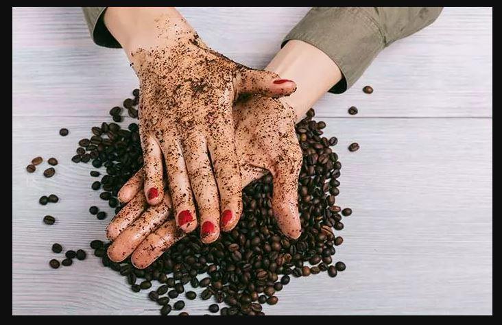 مقشّرالقهوة والسكر