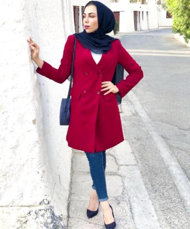مدونة الموضة تسنيم أبو سيدو