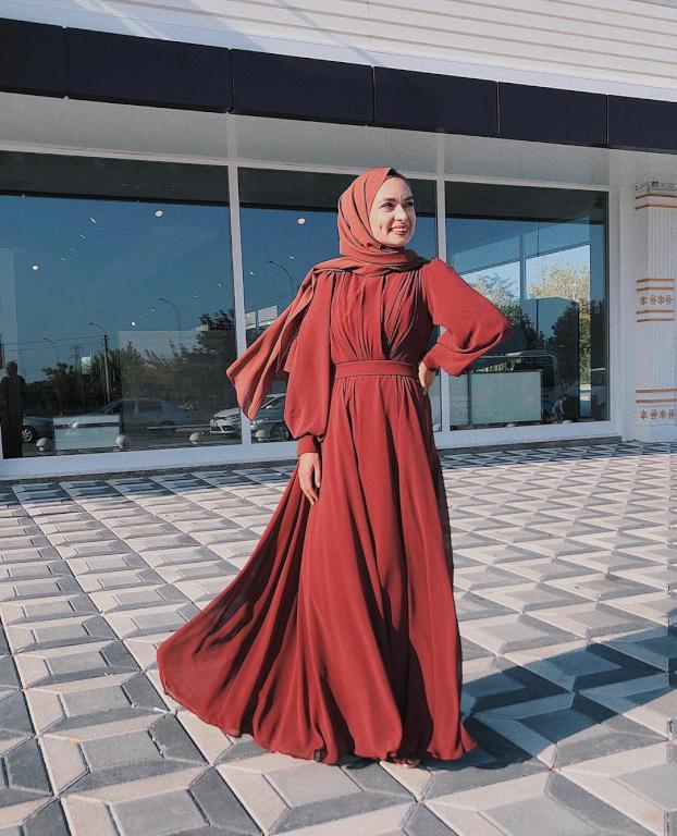 فساتين بأكمام منفوخة للمحجبات