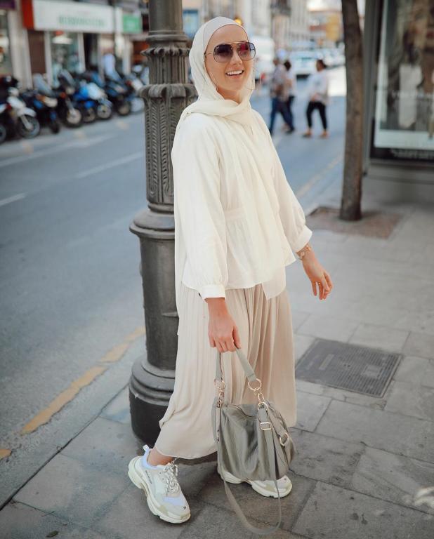 بلوزة Peplum