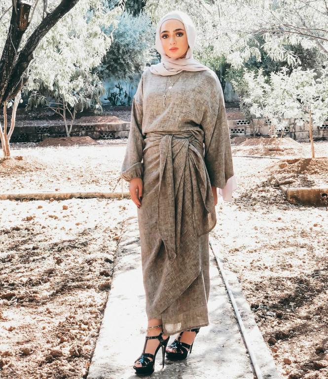 فساتين Wrap للمحجبات