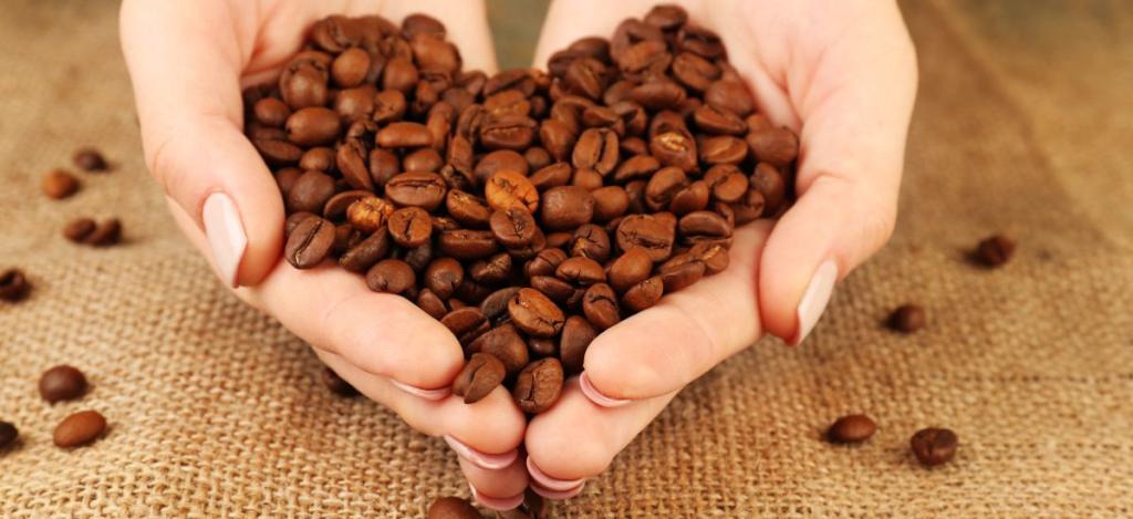 فوائد القهوة للبشرة الدهنية