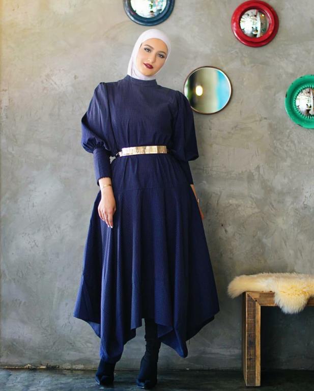 فساتين طويلة منفوشة
