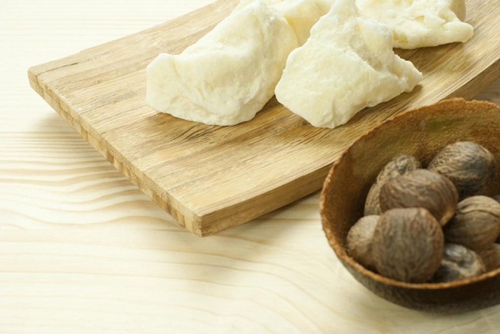 ماسك زبدة الشيا وزيت الزيتون