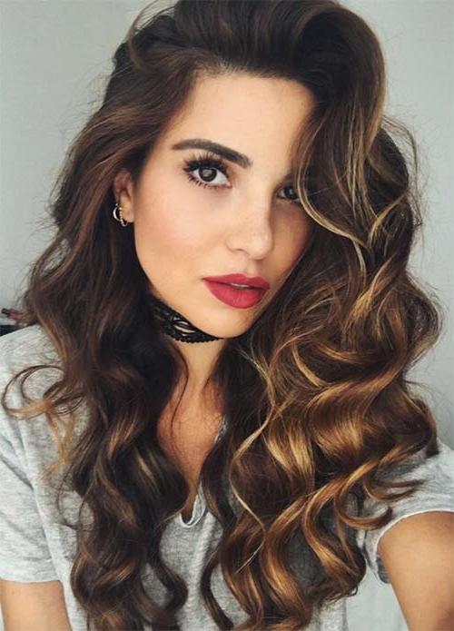 الكراميل مع لمسة البني المحترق