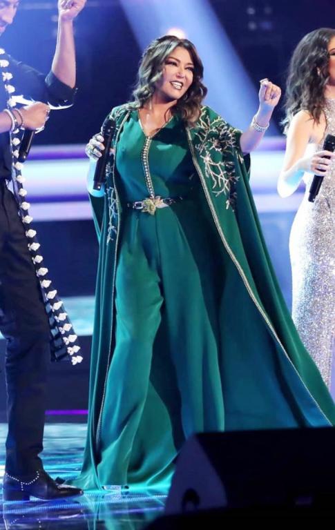 سميرة سعيد تتألق بالقفطان في ذا فويس