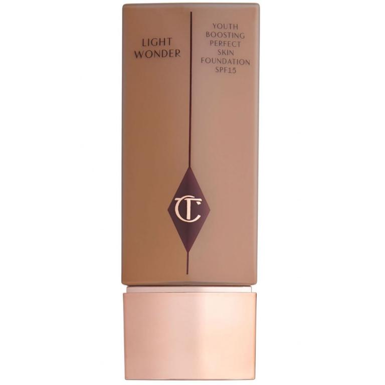 Charlotte Tilbury Light Wonder Foundation