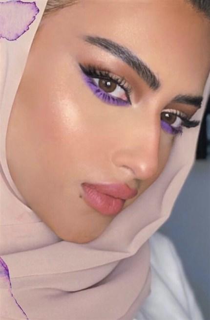 مكياج عيون بنفسجي