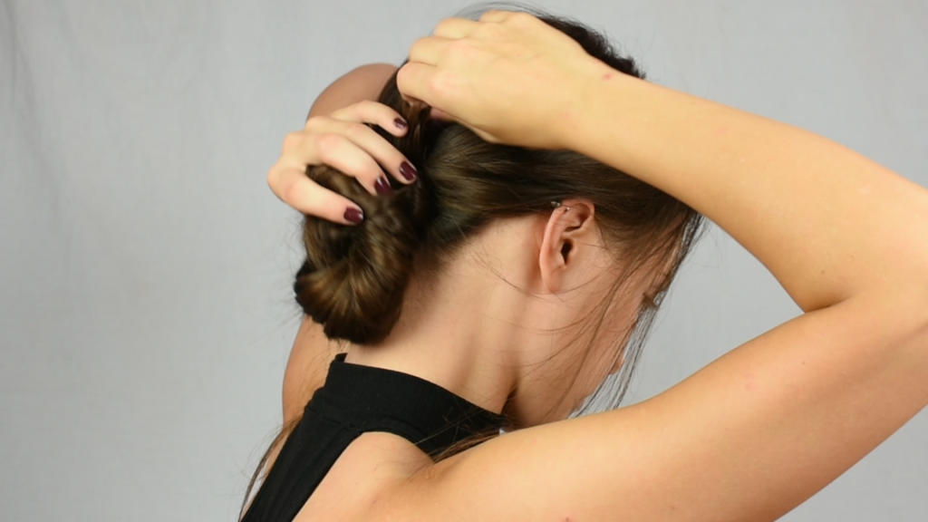 تسريحة شعر عملية وأنيقة