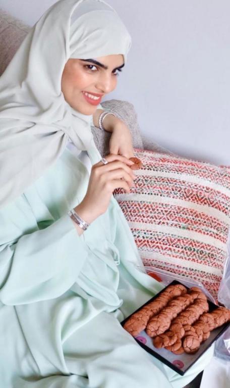 خيارات لتجميل العبايات الربيعية