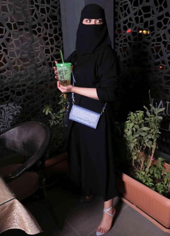 تنسيق العباية الناعمة