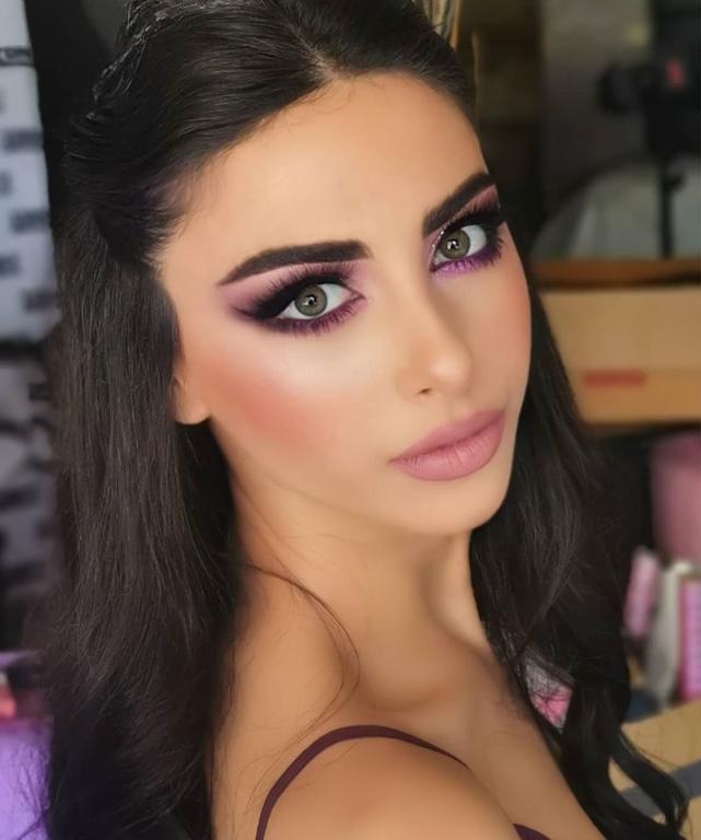 مكياج بتدرجات البنفسجي من رولا رياشي