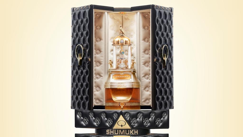 عطر شموخ