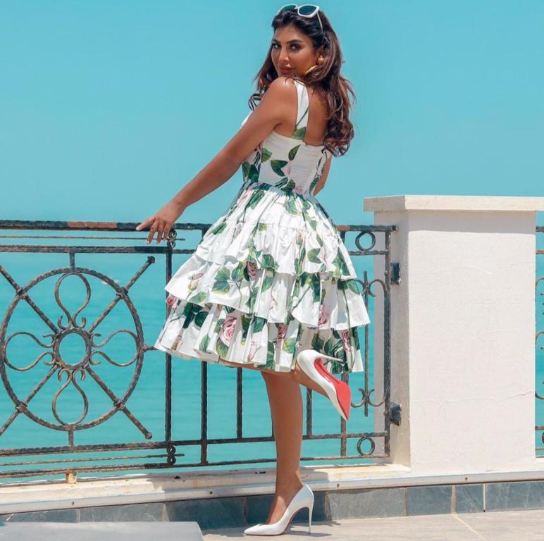 فساتين أمل العوضي