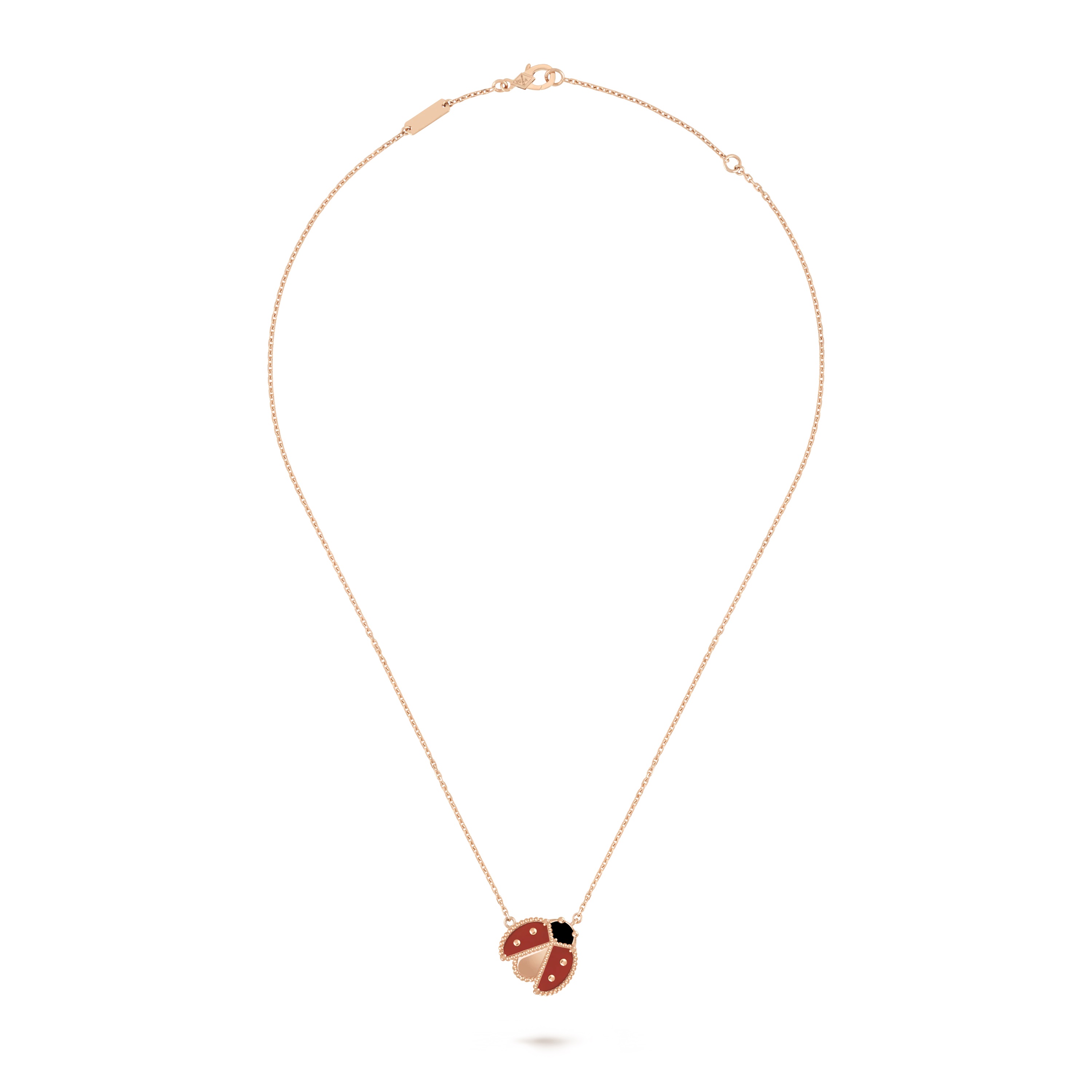 سلسال Lucky Spring من ماركة Van Cleef & Arpels