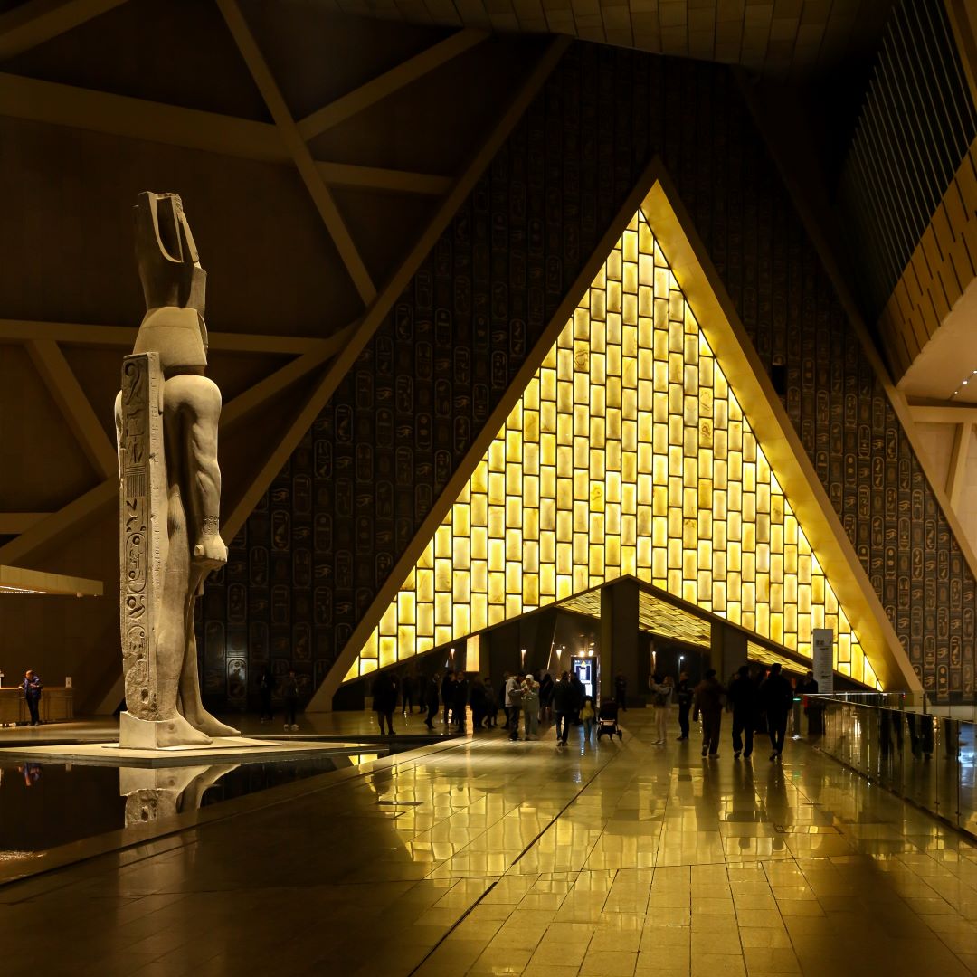 انطلاق معرض "فن القاهرة" في المتحف المصري الكبير