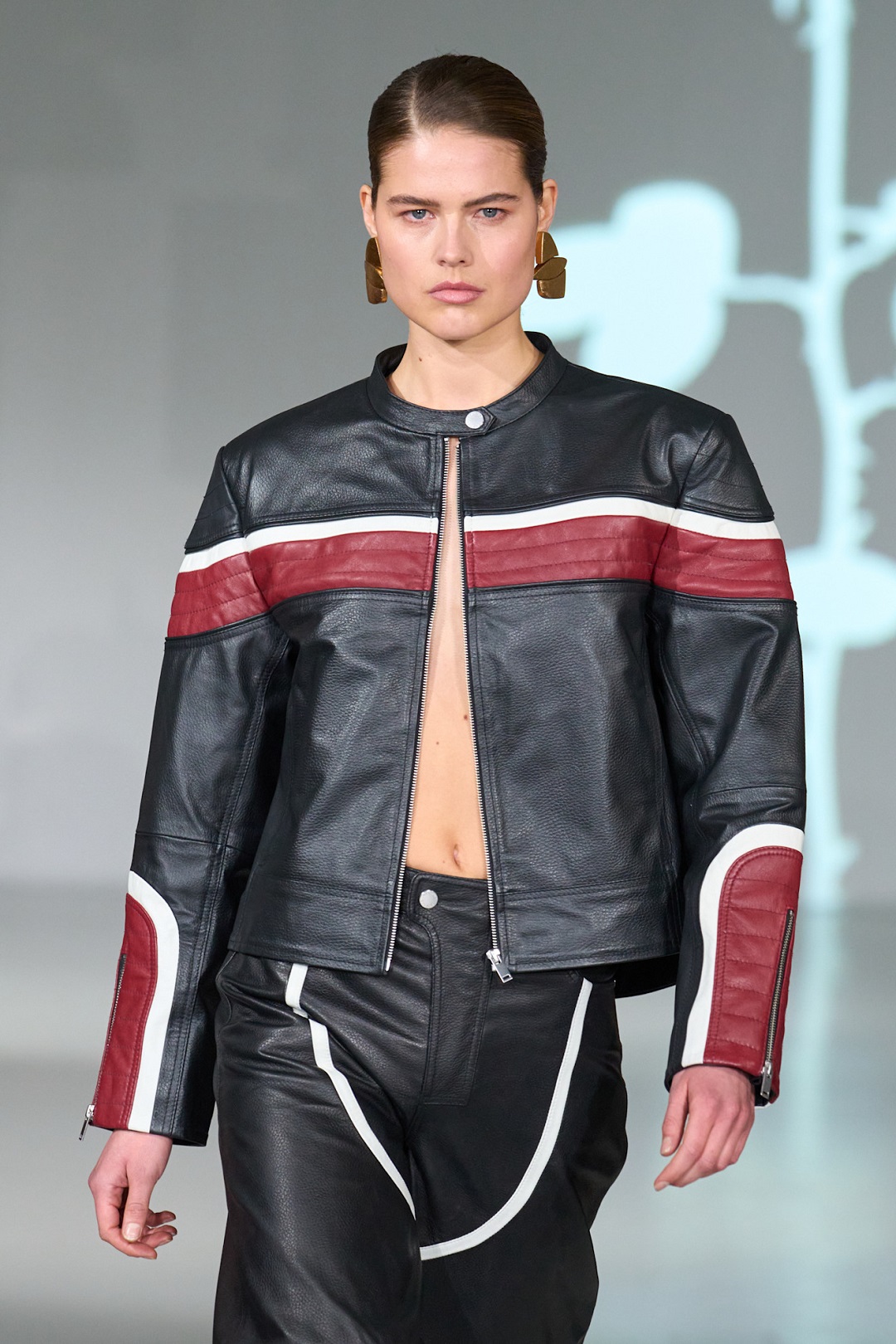 إطلالة محاربة منGestuz