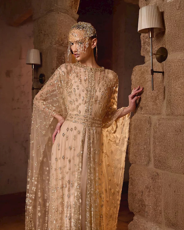 تصميم من مجموعة The Light Within للمصمم طوني ورد - الصورة من العلامة