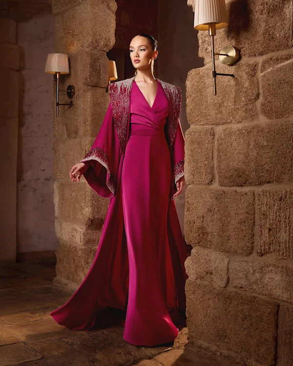 تصميم من مجموعة The Light Within للمصمم طوني ورد - الصورة من العلامة