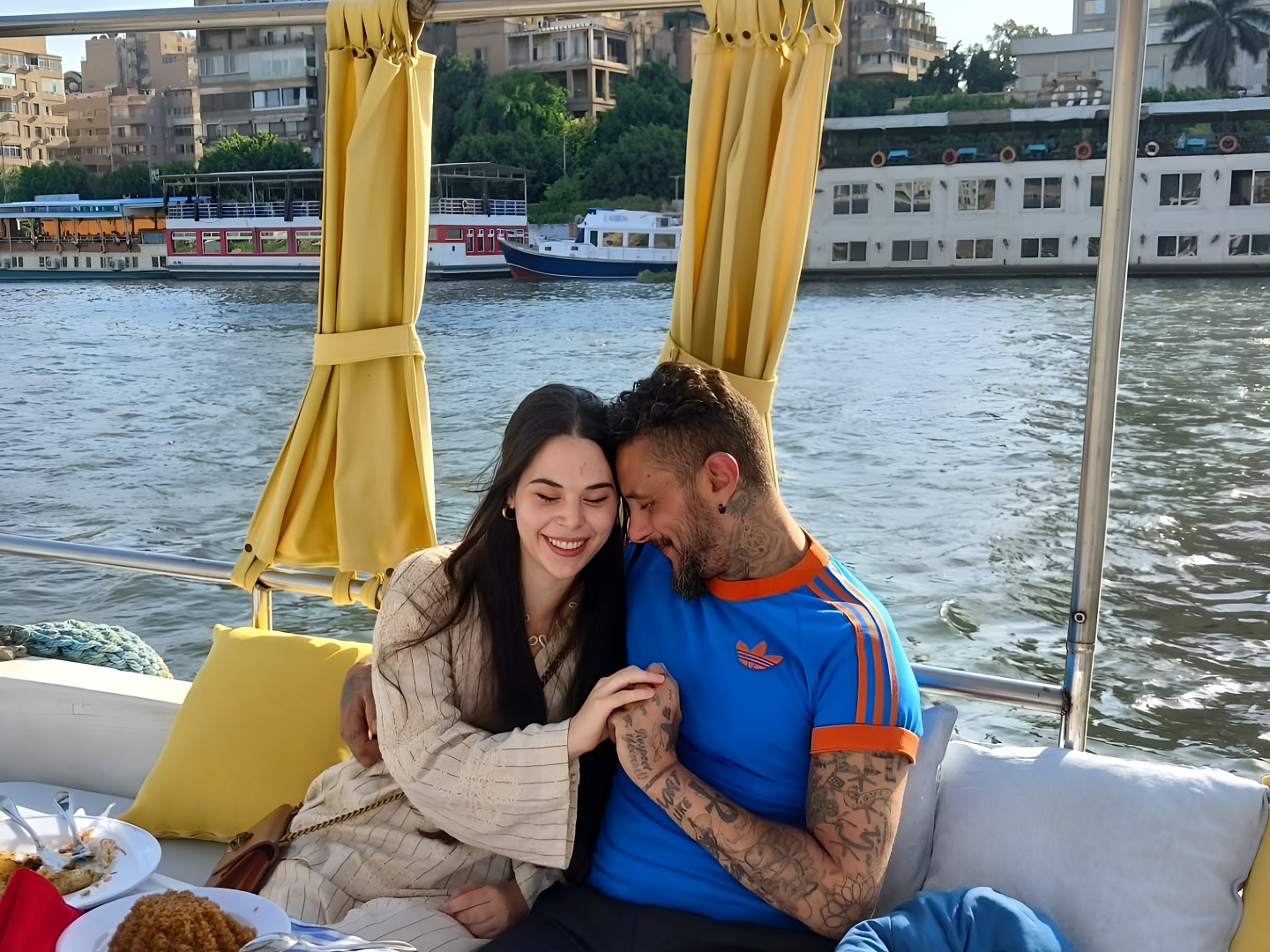أحمد الفيشاوي برفقة كاميلا فيونا - الصورة من حسابه على انستغرام