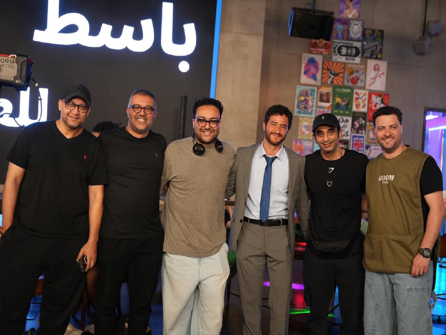 فريق عمل فيلم باسط للعضلات