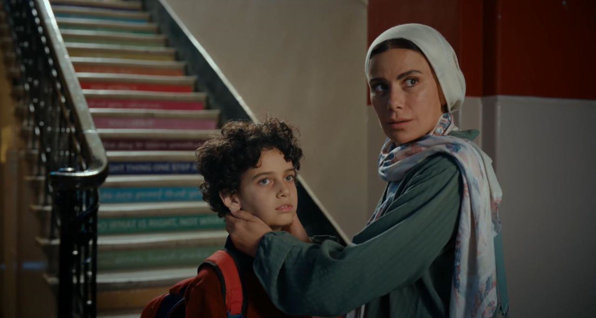 صبا مبارك في ورد على فل وياسمين. الصورة سكرين شوت من شاشة عرض المسلسل