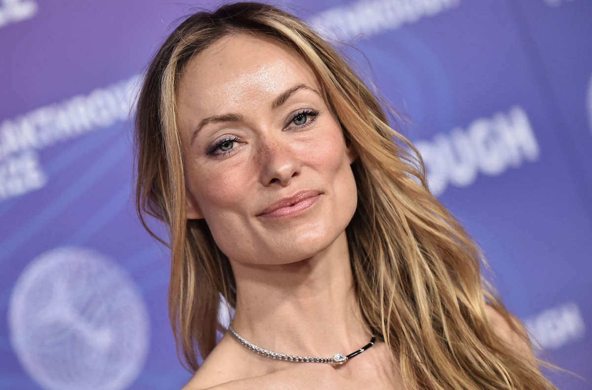 الممثلة والمخرجة الأمريكية أوليفيا وايلد (Olivia Wilde) - Photo by LISA O'CONNOR / AFP