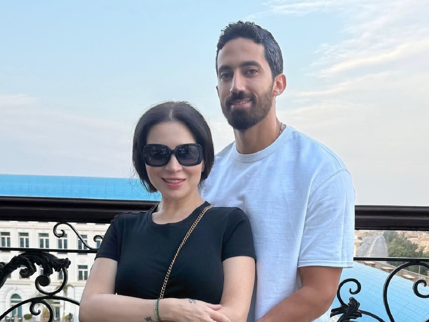مي عزالدين وزوجها أحمد تيمور