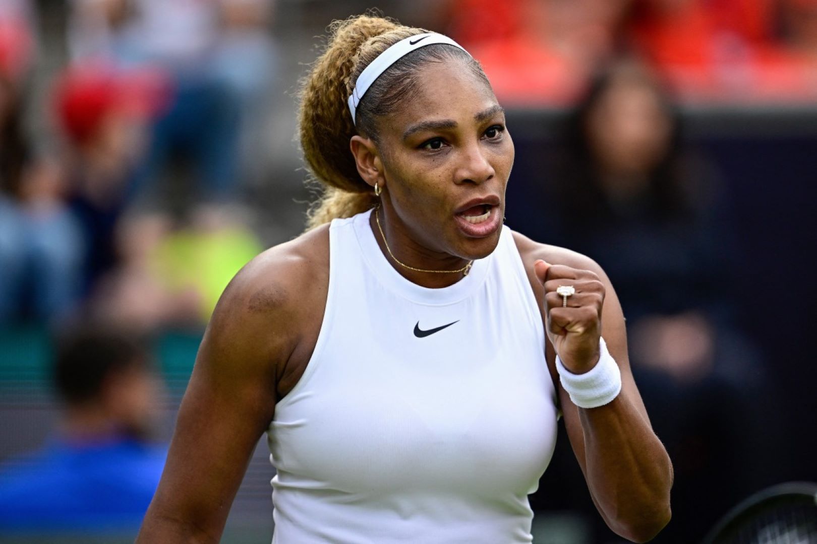 سيرينا ويليامز في بطولة برلين المفتوحة للتنس للسيدات (Serena Williams at the WTA500 Berlin Tennis Open tournament in Berlin). مصدر الصورة: Tobias SCHWARZ / AFP