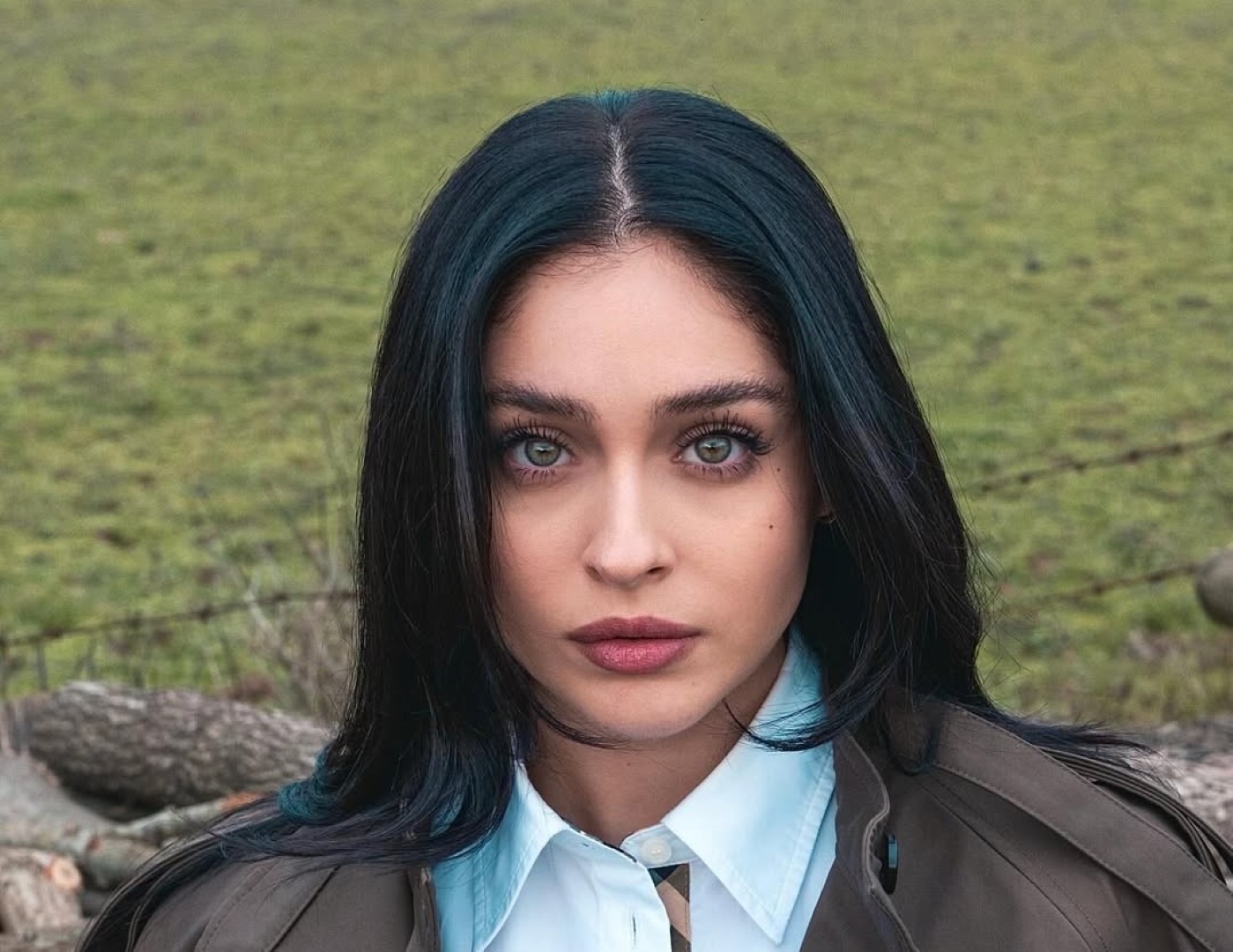 جيمري بايسال Cemre Baysel - الصورة من حسابها على انستغرام