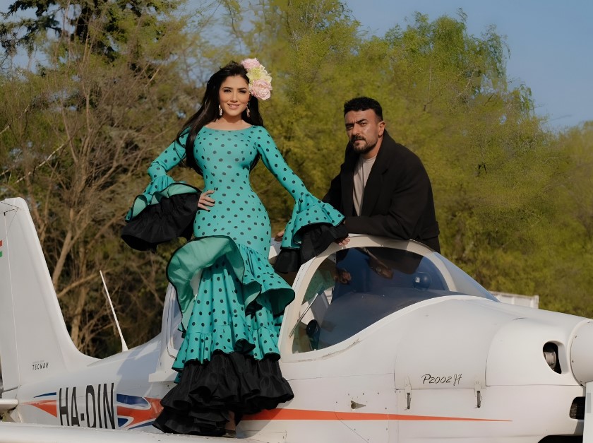 مي عمر وأحمد العوضي من كواليس شمشون ودليلة- الصورة من صفحة أحمد العوضي على فيسبوك