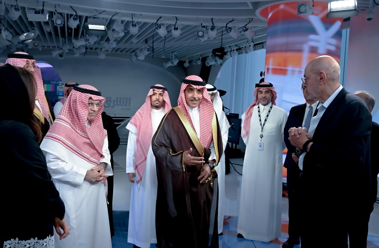 وزير الإعلام السعودي يزور المقر الجديد للمجموعة السعودية للأبحاث والإعلام واستوديوهات "شبكة الشرق" في مركز الملك عبدالله المالي (كافد)