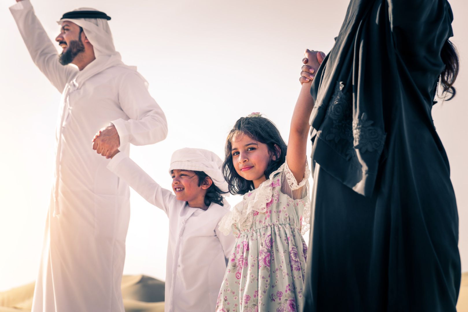 صورة أسرة عربية