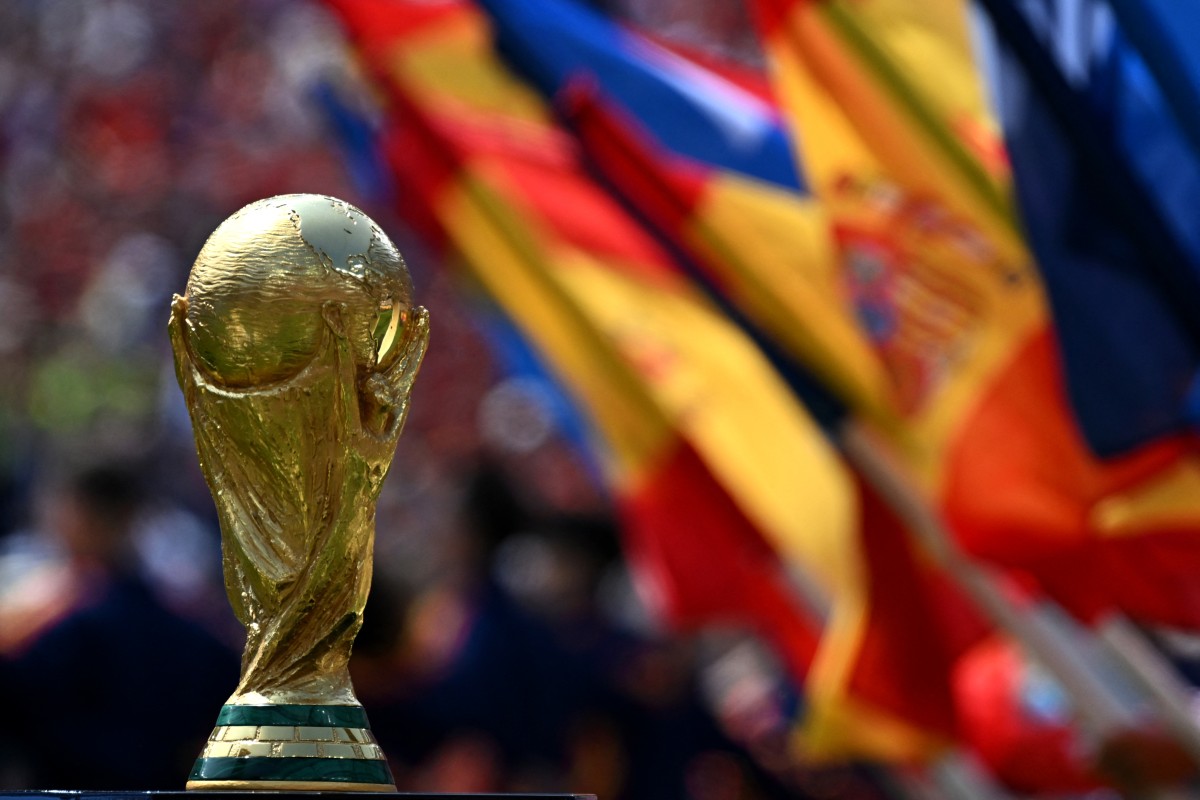 ظهور كأس العالم 2026 (FIFA World Cup ) قبل المباراة النهائية - مصدر الصورة:  Pedro UGARTE / AFP