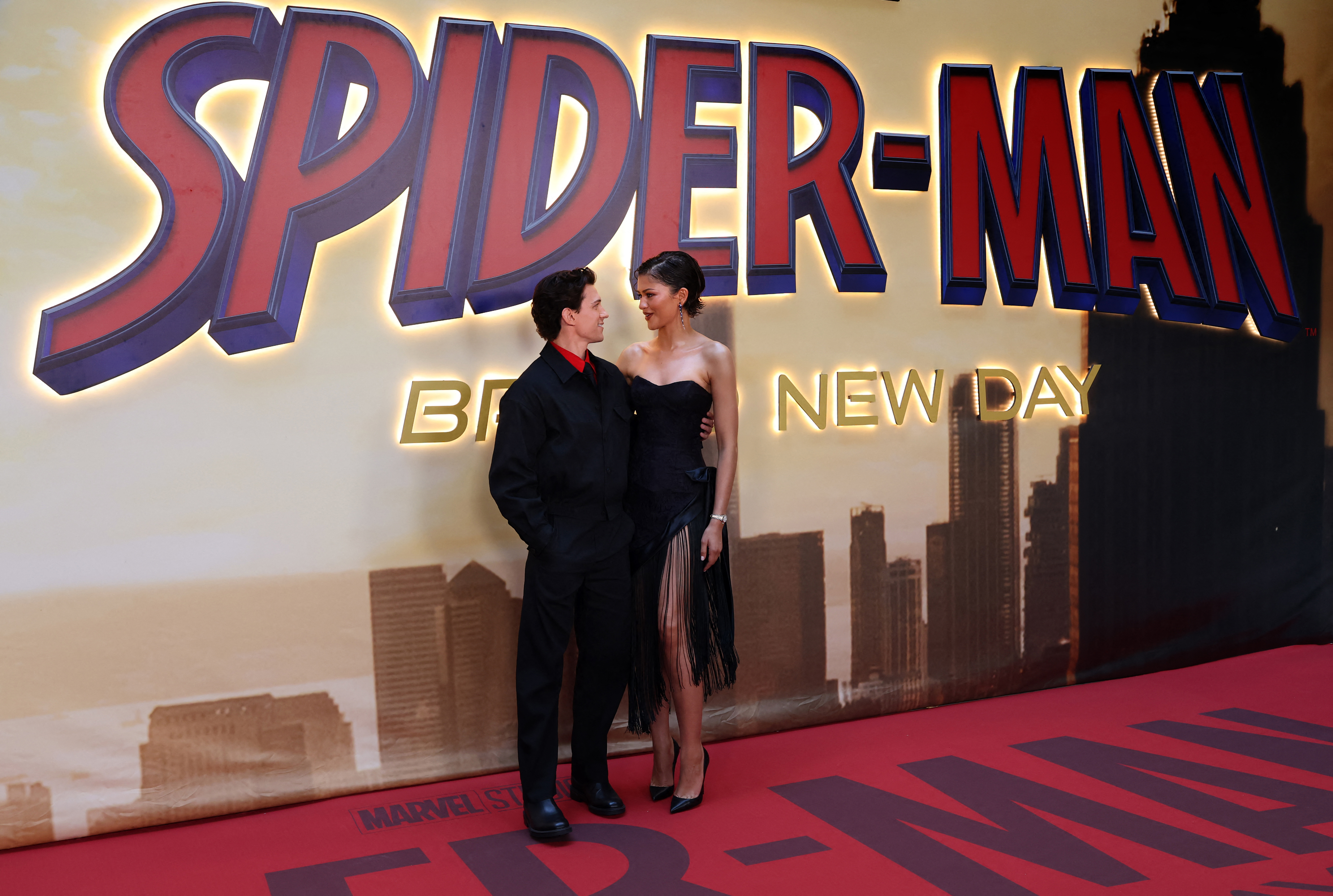 زندايا Zendaya وتوم هولاند Tom Holland من العرض الخاص للفيلم في مدريد - تصوير: Thomas COEX / AFP
