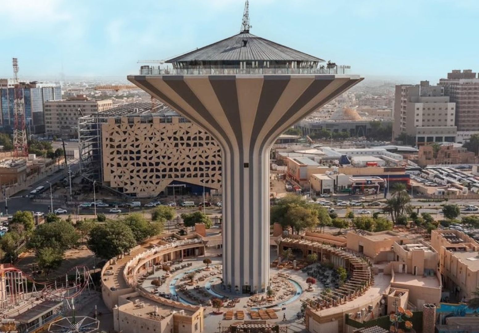 توثيق معالم عمرانية بارزة بالرياض