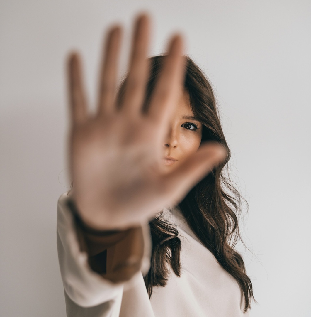 كيف يضع كل برج حدوداً للآخرين ( الصورة من موقع unsplash)