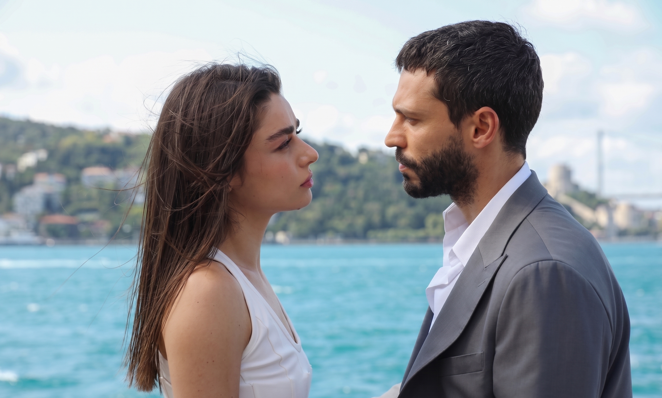 المسلسل التركي حب محتمل (Muhtemel Aşk) - الصورة سكرين شوت من الحلقة التاسعة