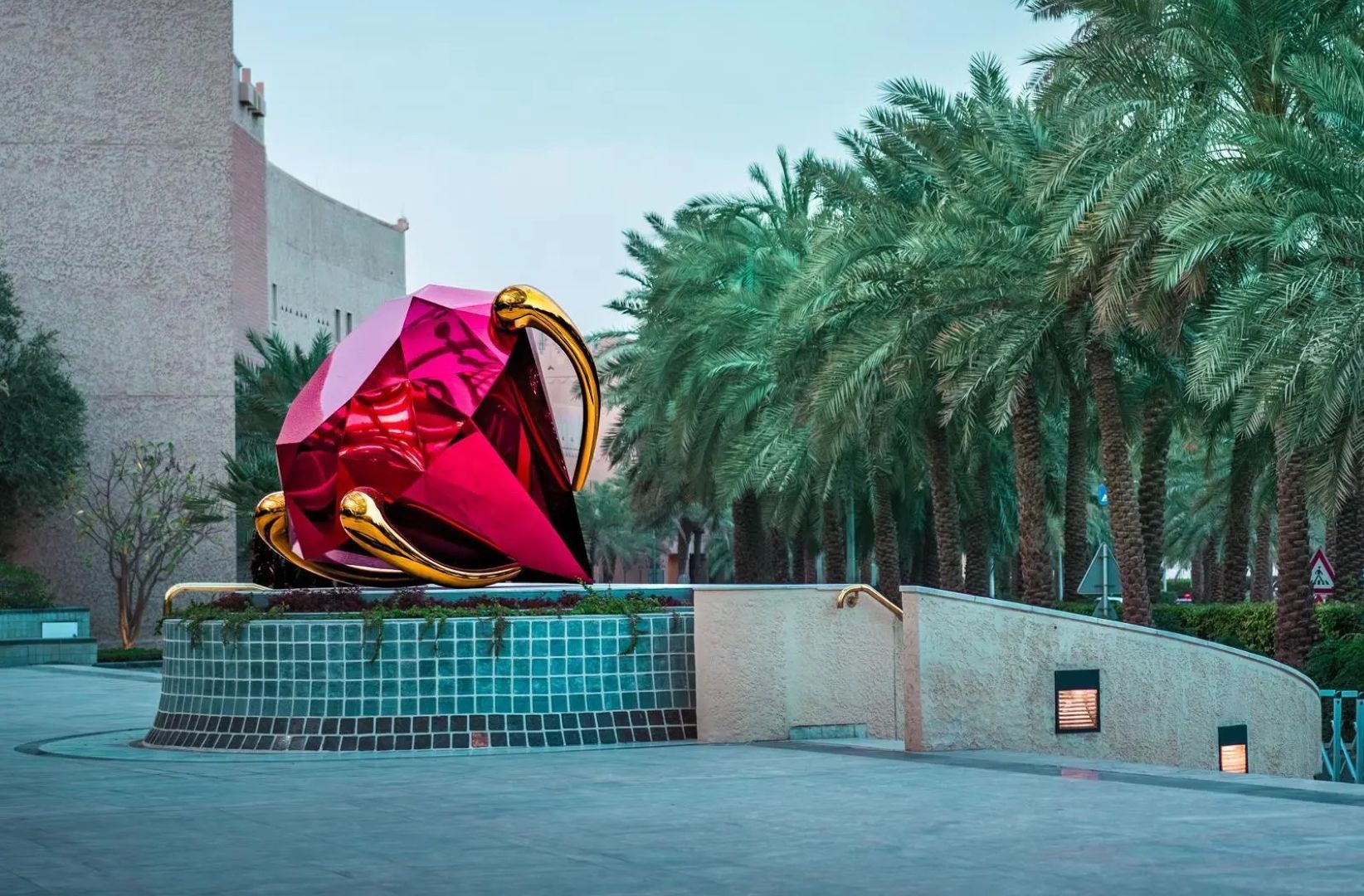 الرياض تستقطب أعمالًا فنية من حول العالم