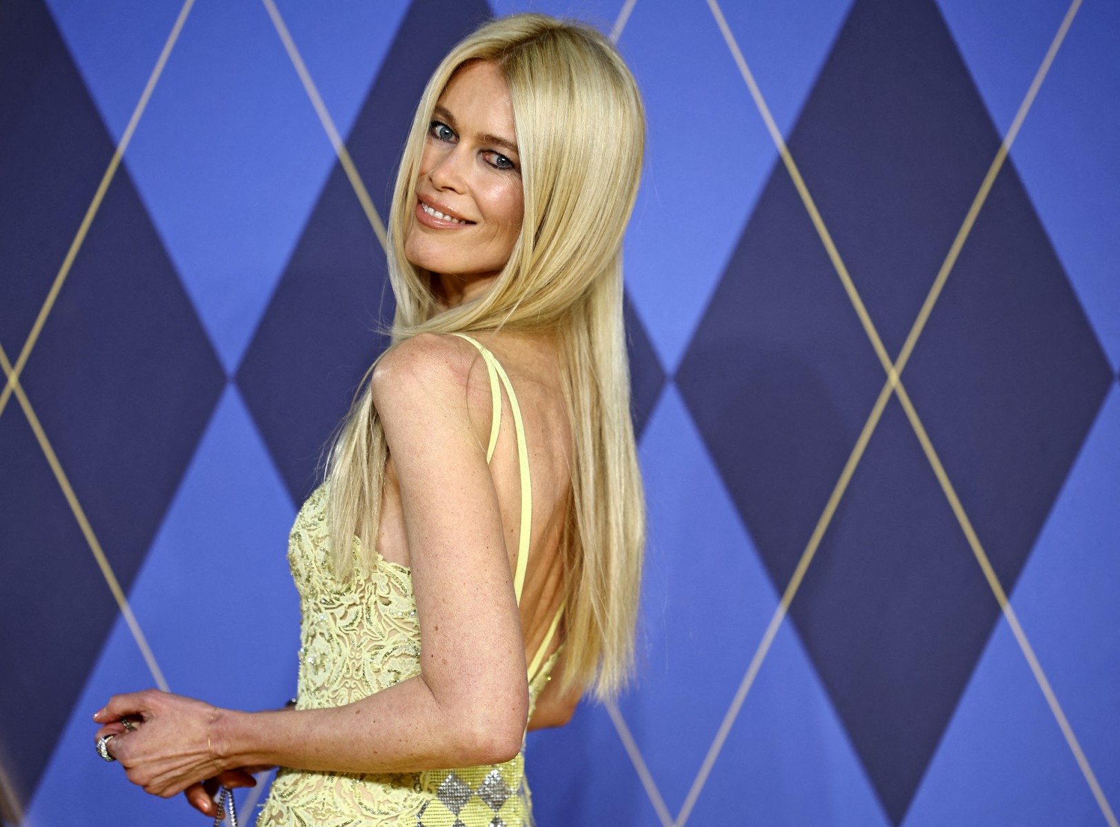 كلوديا شيفر في لندن Claudia Schiffer in central London. مصدر الصورة: HENRY NICHOLLS / AFP