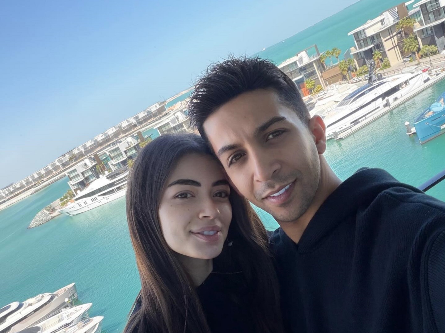 ليلى أحمد زاهر وهشام جمال 