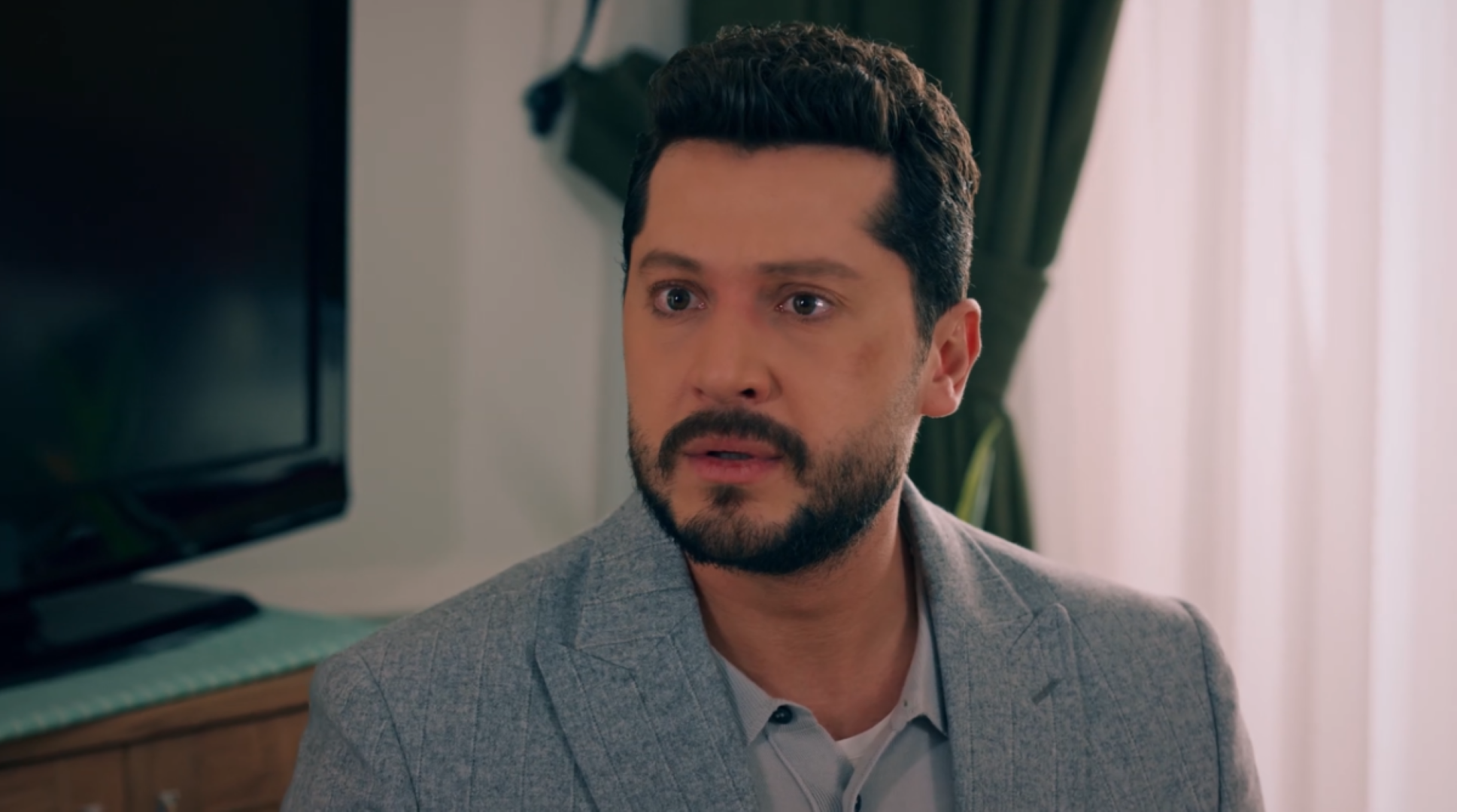 مسلسل حب على ورق- الصورة سكرين شوت من الحلقة 51
