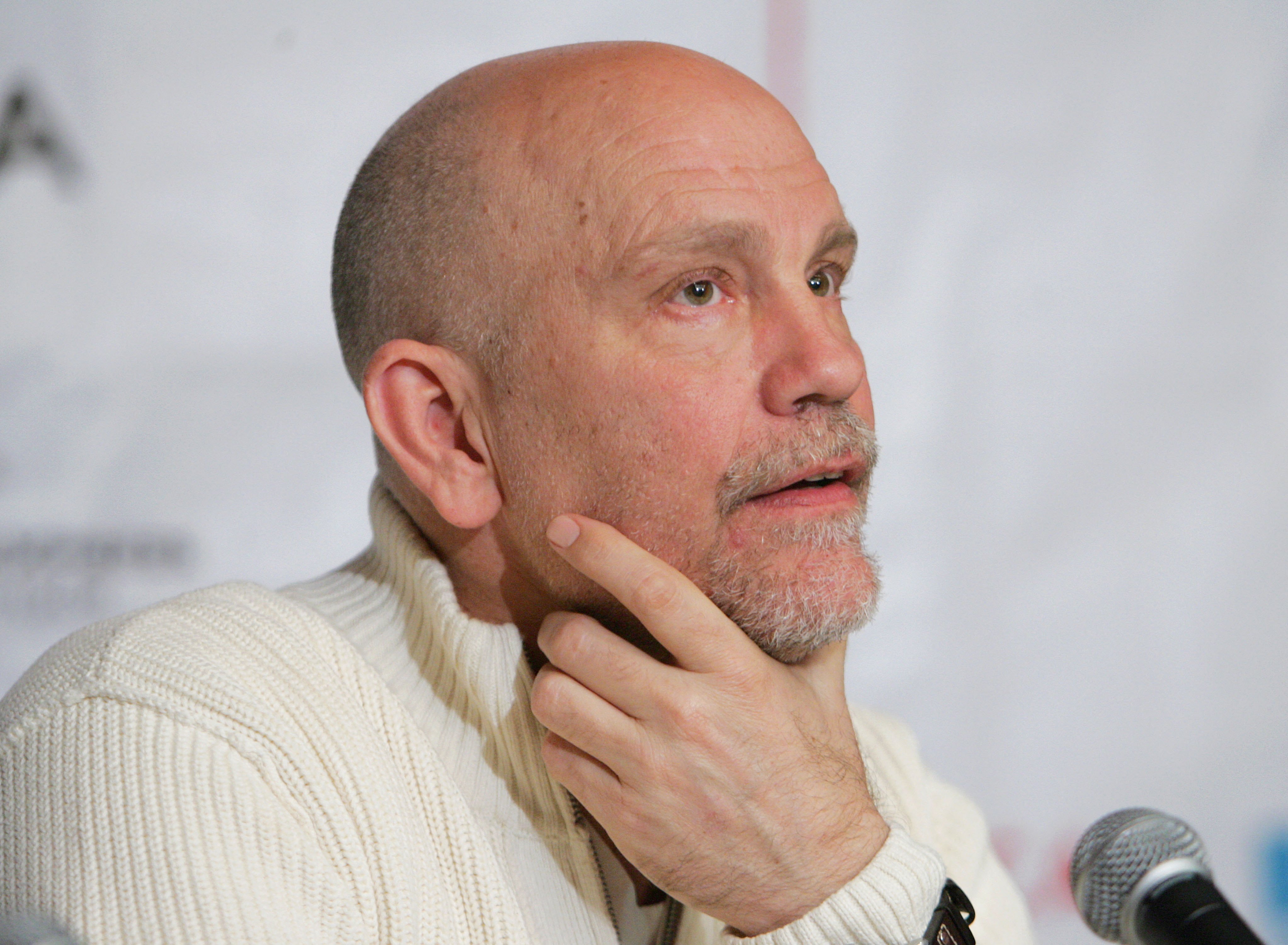 جون مالكوفيتش John Malkovich في مهرجان تريبيكا السينمائي 2006. مصدر الصورة: Thos Robinson / Getty Images North America / Getty Images via AFP