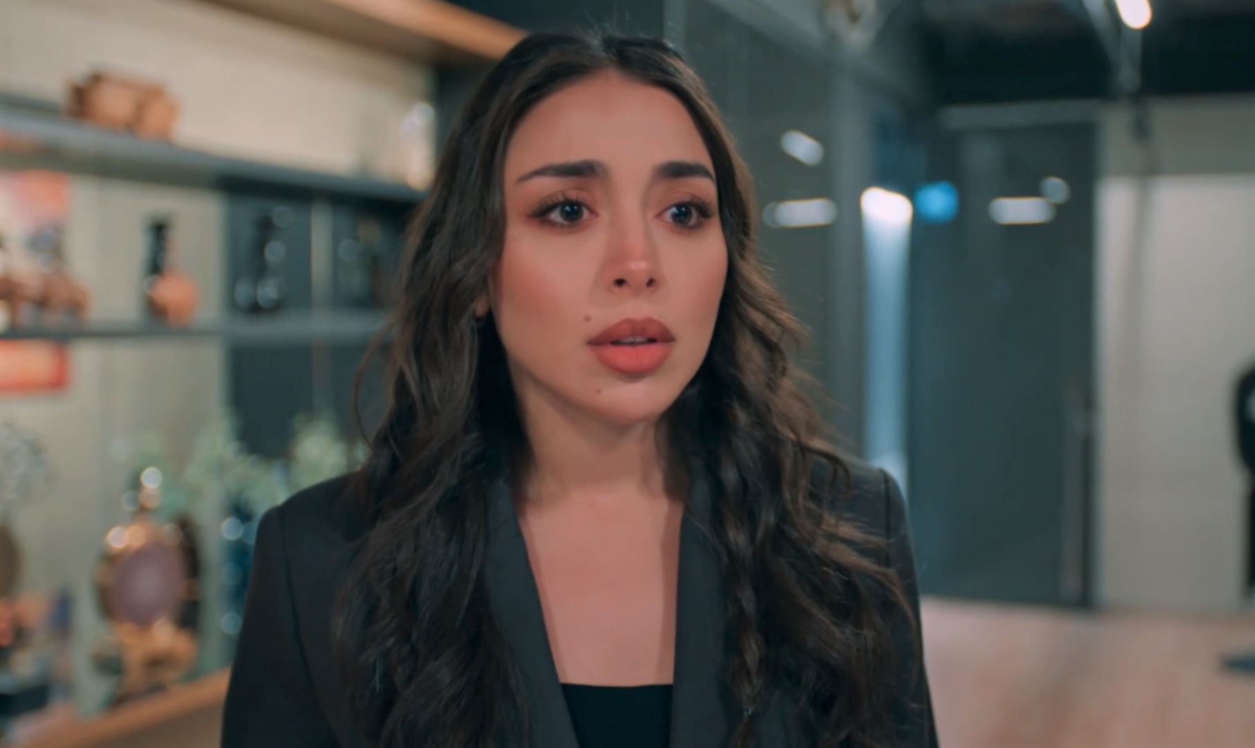 مسلسل حب ع ورق- الصورة سكرين شوت من الحلقة 58
