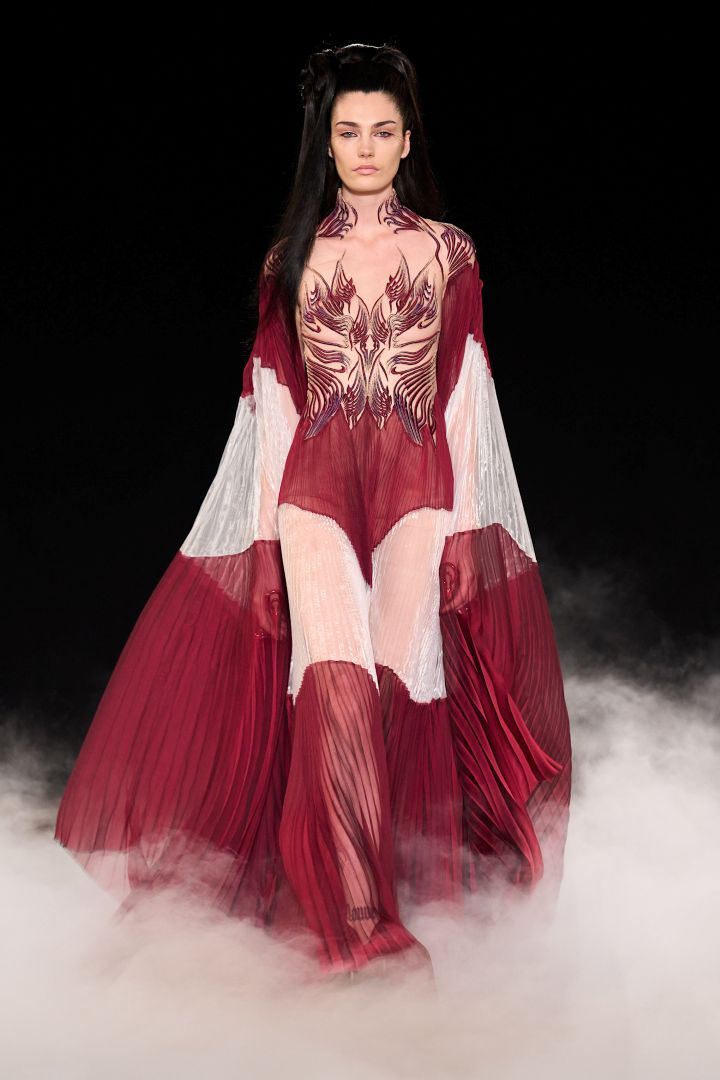 إيريس فان هربن Iris Van Herpen- مصدر الصورة Launchmetrics/Spotlight ©
