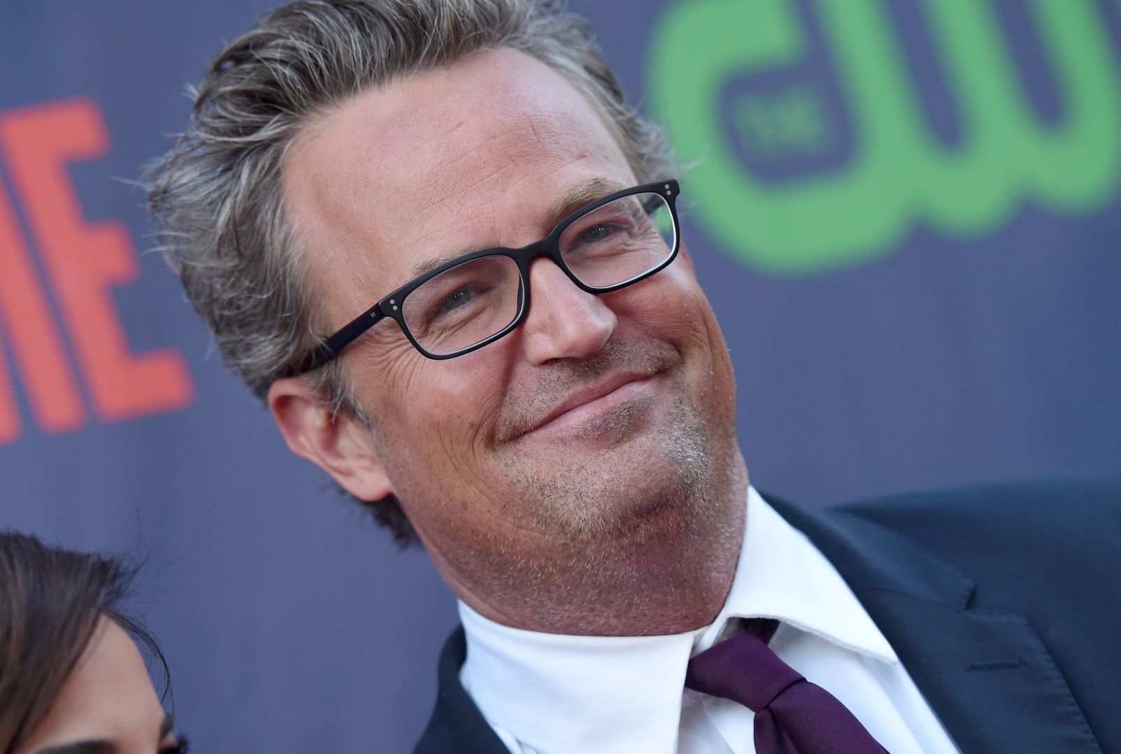 ماثيو بيري في ويست هوليوود، كاليفورنيا (Matthew Perry in West Hollywood, California). مصدر الصورة: Axelle/Bauer-Griffin/FilmMagic