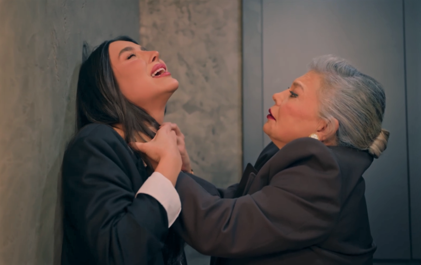 مسلسل حب ع ورق- الصورة سكرين شوت من الحلقة 64